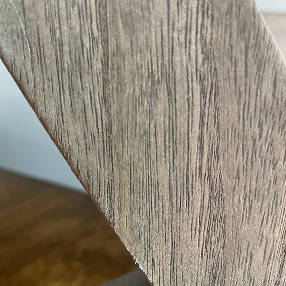 Wood ampersand - Picture 2 of 2